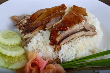 pirinç kızarmış ördek