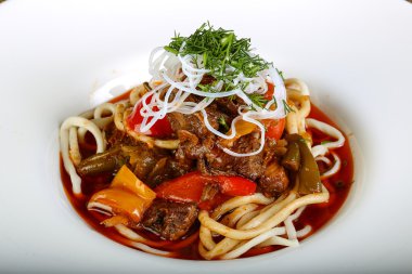 Geleneksel Lagman çorbası