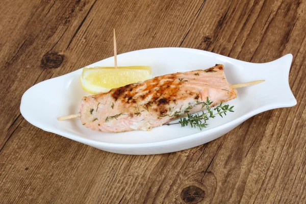 Delizioso salmone al forno — Foto Stock