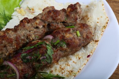 Lezzetli kuzu kebabı