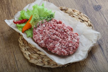 Ham burger pirzola