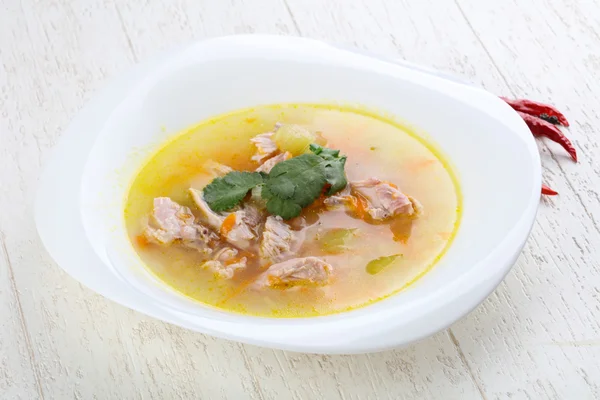 Diyet tavuk çorbası