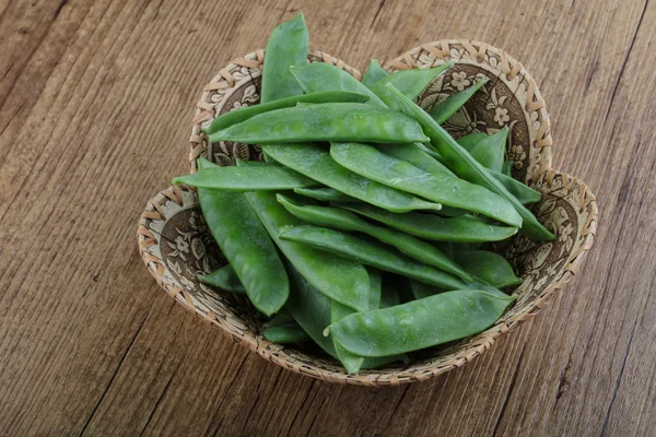 Gröna ärtor pods — Stockfoto