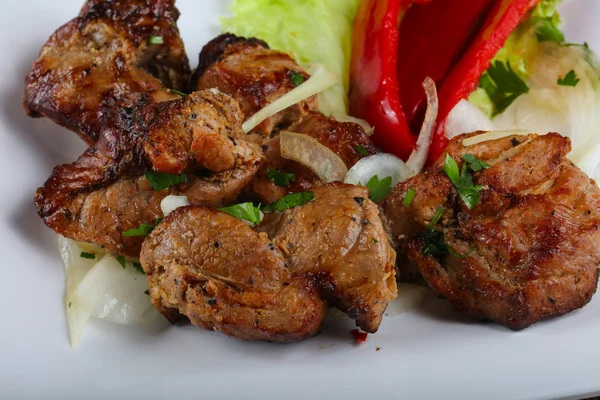 Saftiger Schweinefleisch-Schaschlik — Stockfoto