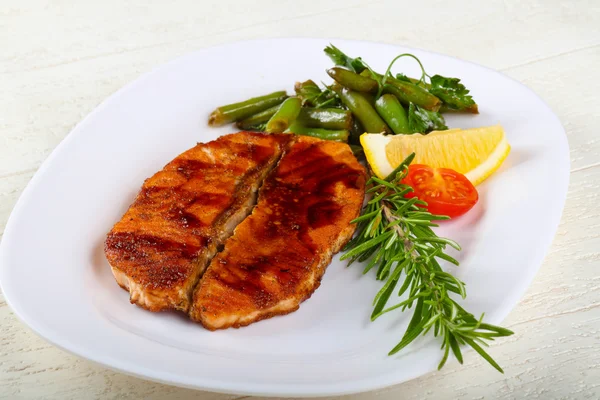 Heerlijke gegrilde zalm — Stockfoto