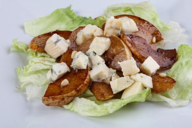 Armut ile lezzetli Gorgonzola