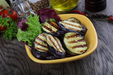 Etkili ızgara patlıcan