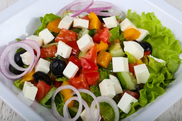 Традиційний грецький салат — стокове фото