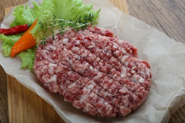 Ham burger pirzola