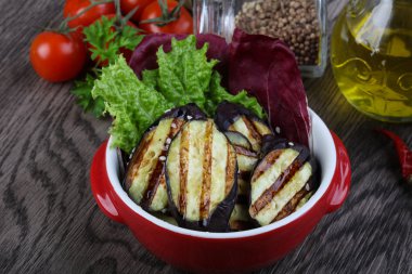 Etkili ızgara patlıcan