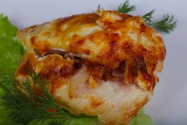 Peynir pişmiş tavuk göğsü