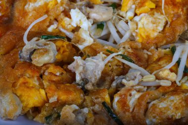 İstiridye ile Asya omlet