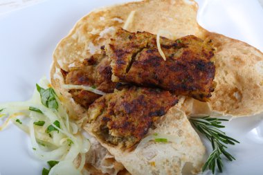 Vejetaryen patates kebabı