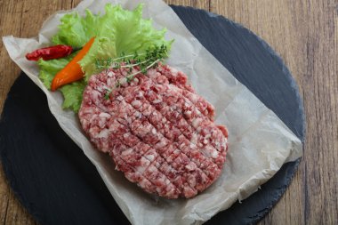Ham burger pirzola