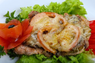 Tavuk mantar ve peynir ile