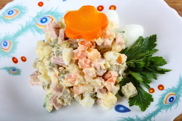 Beroemde Russische salade — Stockfoto