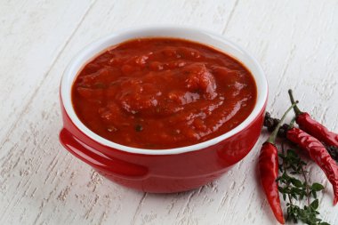 Bolognese sos yemek pişirmek için hazır