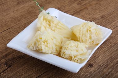 Lezzetli peynir Tete de Moin