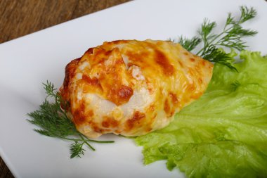 Peynir pişmiş tavuk göğsü