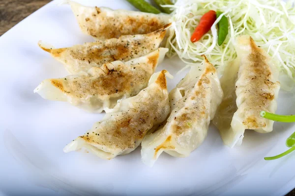 Fried Japanese dumplings — Stock Photo, Image