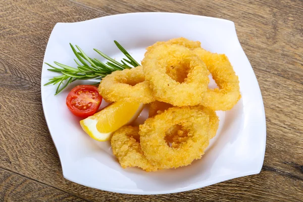 Gebratene Calamari-Ringe — Stockfoto