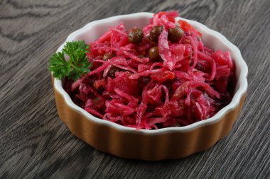 Viniagrette Rus salatası