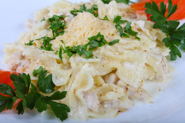 Deliciosa Pasta con pollo — Foto de Stock