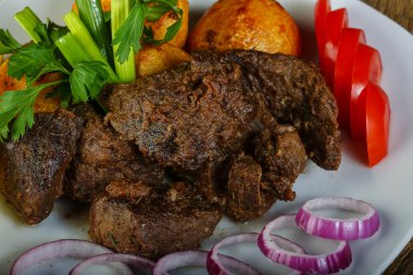 Sıcak sulu ızgara karaciğer