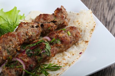 Lezzetli kuzu kebabı