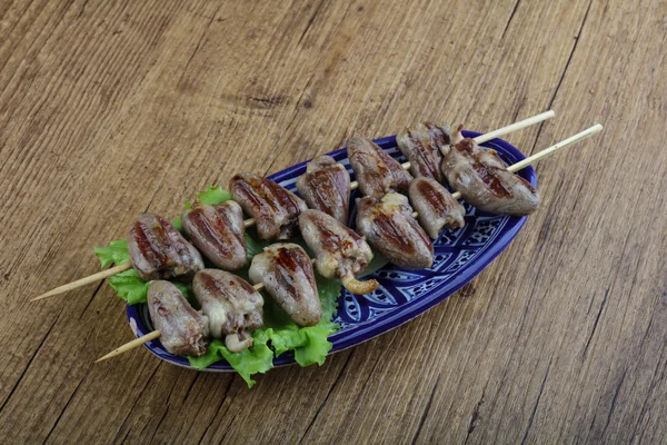 Brocheta corazones de pollo —  Fotos de Stock