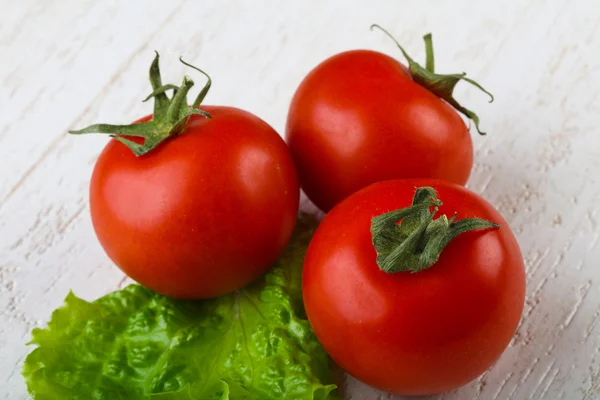 Яскраві червоні помідори — стокове фото