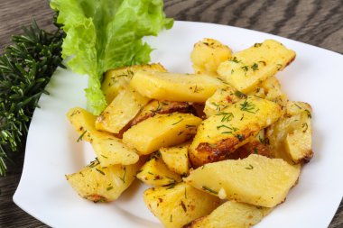 Dereotu ile fırında patates