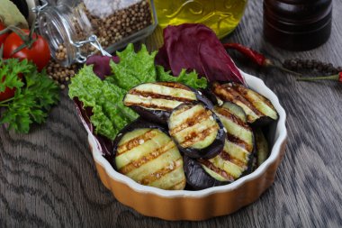 Etkili ızgara patlıcan