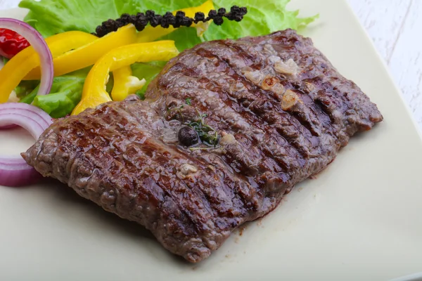 Gegrilltes Rindersteak — Stockfoto