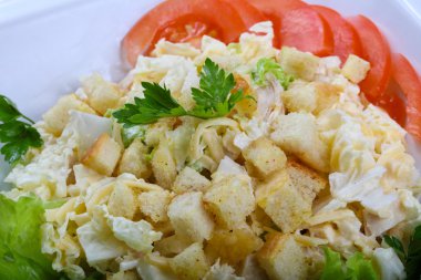 lezzetli Sezar salatası