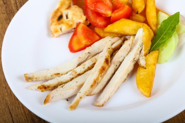 Izgara tavuk göğsü.