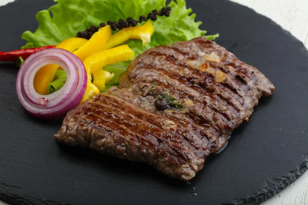 Grilovaný hovězí steak — Stock fotografie