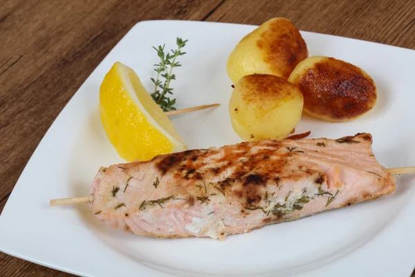 Salmón al horno dietético — Foto de Stock