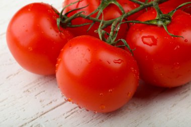 kırmızı domates Şubesi