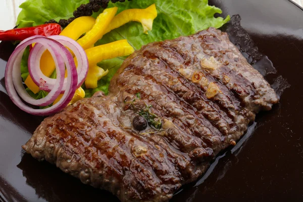 Gegrilltes Rindersteak — Stockfoto