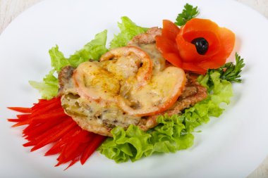 Tavuk mantar ve peynir ile