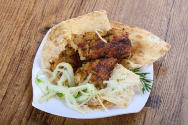 Vejetaryen patates kebabı