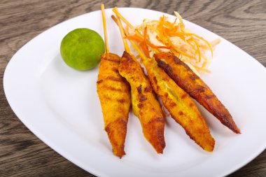 Tay geleneksel tavuk satay