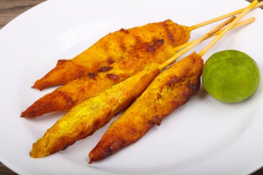 Tay geleneksel tavuk satay