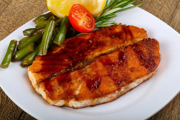 Heerlijke gegrilde zalm — Stockfoto