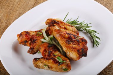 ızgara tavuk kanadı