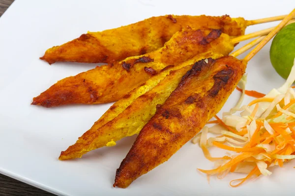 Tay geleneksel tavuk satay