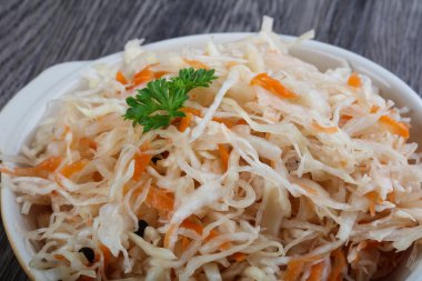 Mayalanmış lahana lahana turşusu