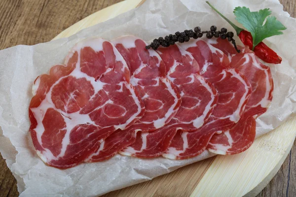 Delizioso prosciutto italiano — Foto Stock