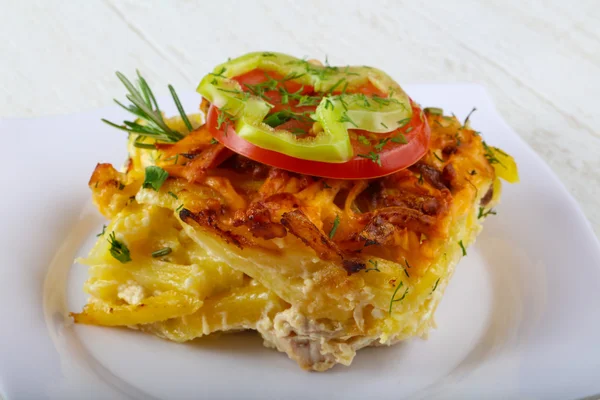 Tavuk pasta Domates ile